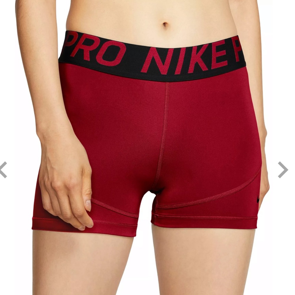 Nike Pro 3” shorts
